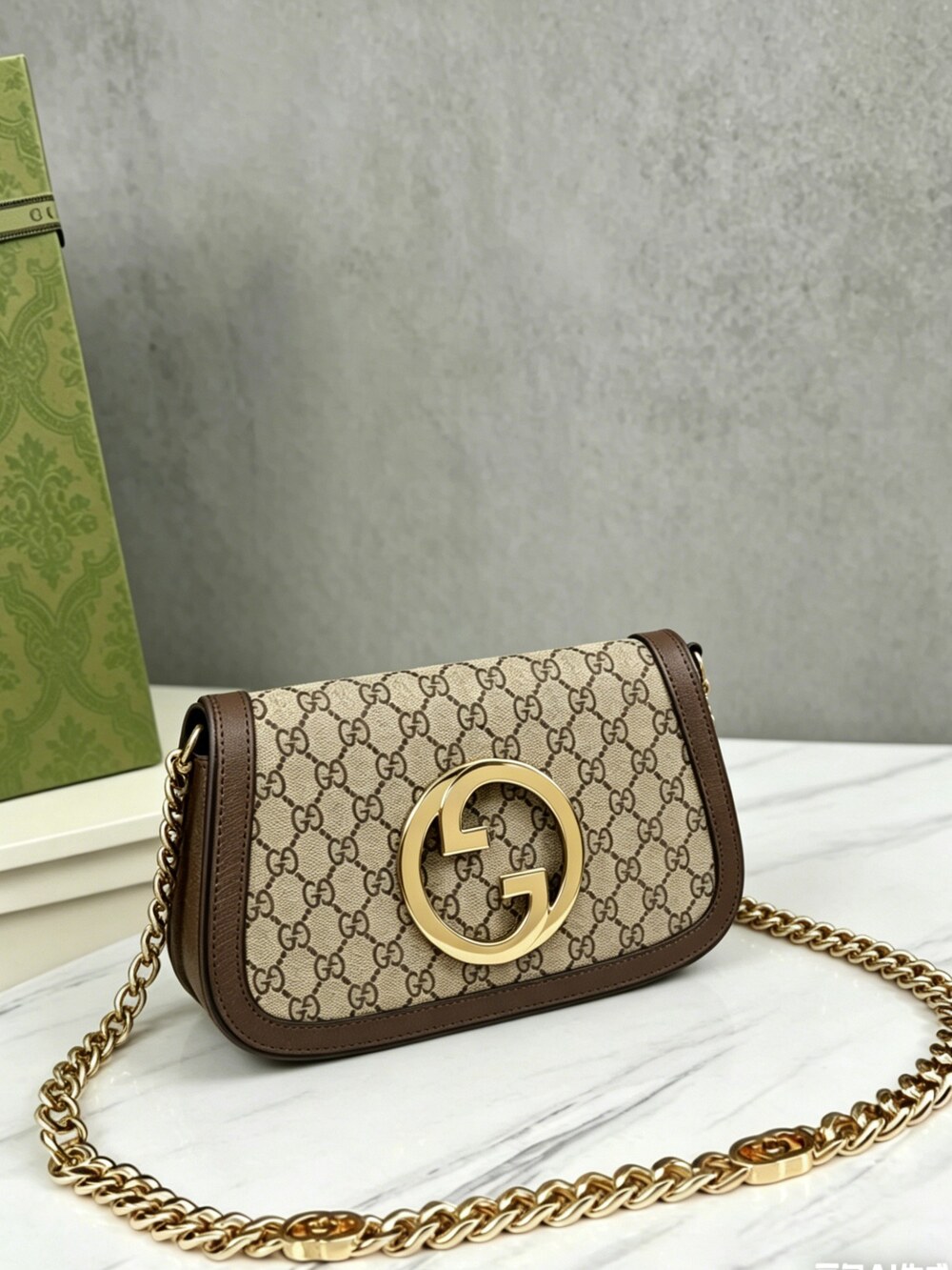 Gucci Blondie Medium Shoulder Bag